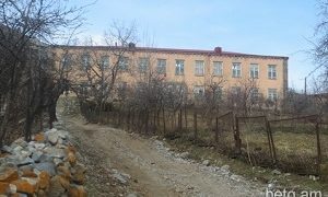 Վաղատուրի դպրոցում օտար լեզու չի դասավանդվում եւ ոչ միայն