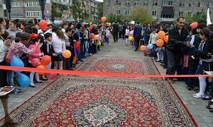 ՀՀ նախագահի այցը Սյունիք. չկտրված ժապավեն