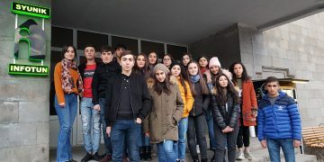 Սյունիք ԻնֆոՏան կամավորները