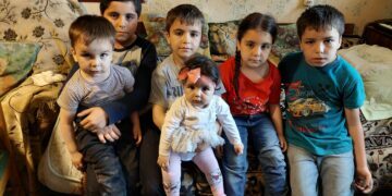 Արցախից տեղահանված բազմանդամ ընտանիքը հույս ունի, որ բնակարանով կապահովվեն