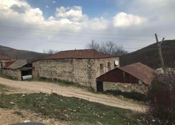 Դպրոցի ճամփան դժվար է, երկար՝  սահմանապահ ուսուցիչների համար