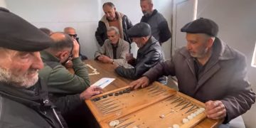 Ակներցի մեծահասակները տարիներ շարունակ պետությունից և այլ պատկան մարմիններից ակնկալում էին մեծահասակների համար ժամանցային վայրի կառուցում