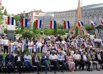 Գորիսում՝ ֆրանսիական շնչով. ֆրանսախոսների մշակութային կենտրոնը նշեց հիմնադրման 20-ամյակը